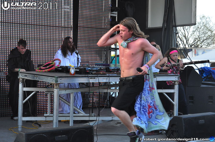 Telekinetic Walrus, UMF Radio Stage #0904 - 2011 Ultra Music Festival