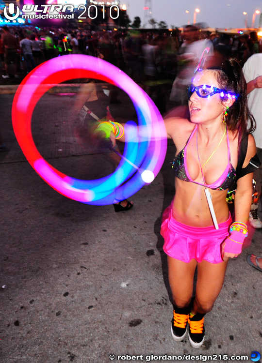 People at Ultra, Day 1 #4985 - 2010 Ultra Music Festival