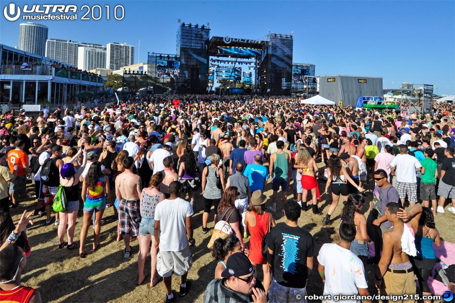Benny Benassi, Main Stage, Day 2 - 2010 Ultra Music Festival
